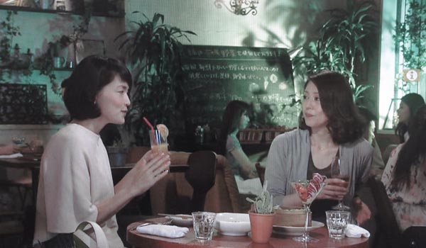 <2>小泉今日子(吉野千明)と長谷川京子(長倉和平)が酒を呑む場所。東京中目黒にあるオシャレカフェ、CHUM APARTMENT。