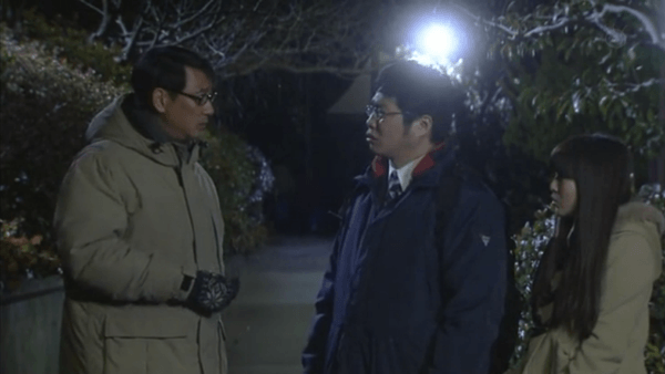 〈4〉鎌倉市役所前交差点付近