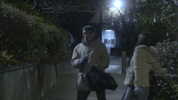 〈4〉鎌倉市役所前交差点付近