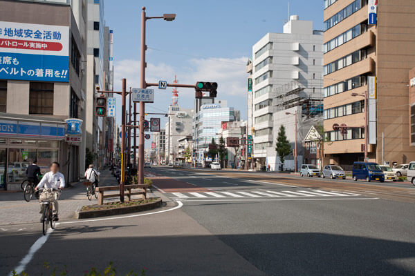 高知の街並み。近藤象二郎生誕地を目指します。