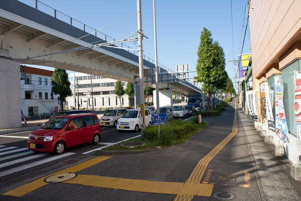 河ノ瀬町交差点を右折し、土佐道路の入ります。