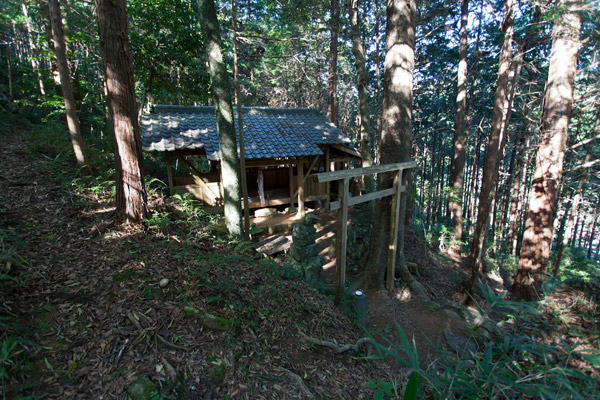 和霊神社。
