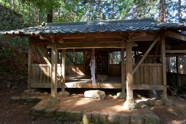 和霊神社。