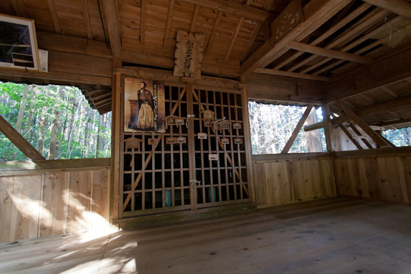 和霊神社。