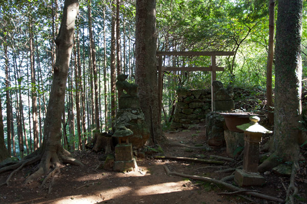和霊神社。