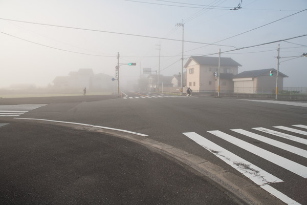 斗賀野の中心街に入ってきたようです。