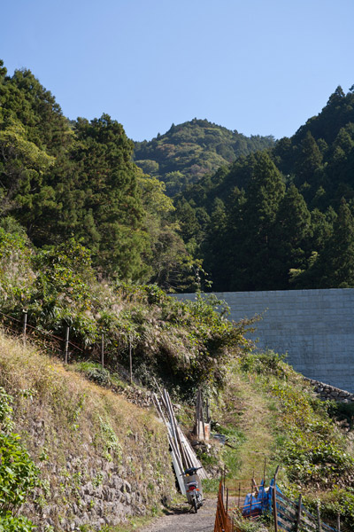 越えてきた峠を振り返ります。