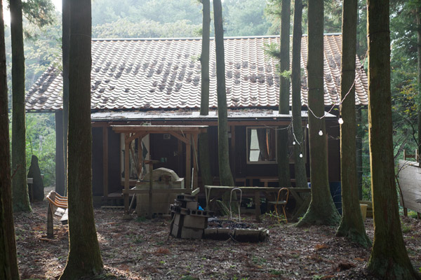 建物があります。個人宅のようにみえました。