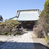 九品寺境内。