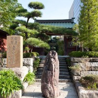 鎌倉駅に最も近いお寺さんです。