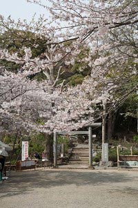 葛原岡神社