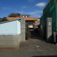 紫陽山 見桃寺。三崎の相模湾を望む場所にあります。源頼朝が三崎に建てた三御所のうちの一つ、「桃の御所」の跡地といわれています。