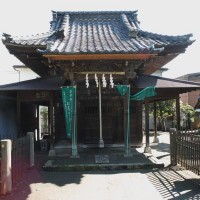 巽神社。小さな社に古の大将軍を偲びます。