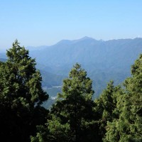土佐の難所、朽木峠からみる梼原の山々。あれを越えて伊予長浜へとむかいます。