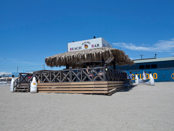 MALIBU BEACH BAR