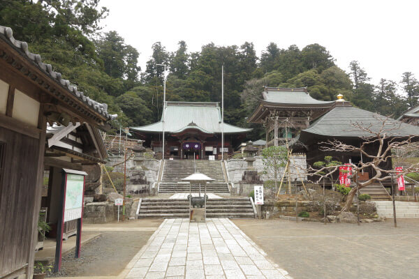 清澄寺境内。